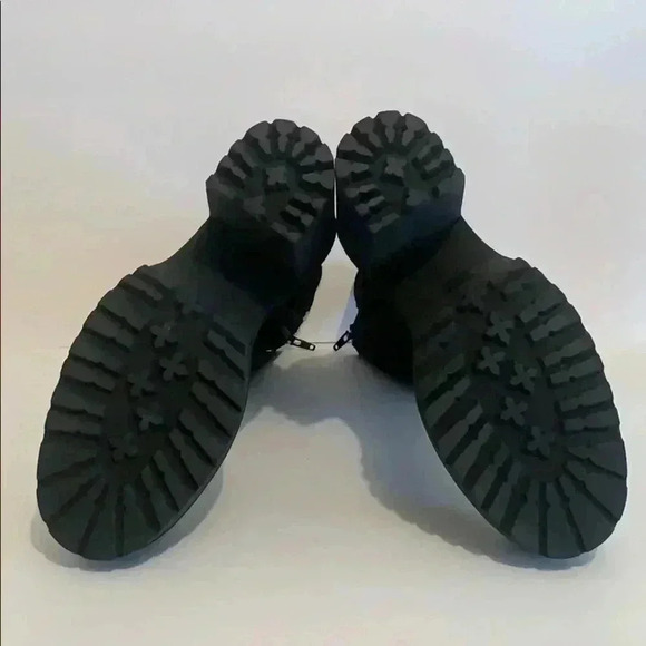 Free People Chelsea Boots - Picture 8 of 10